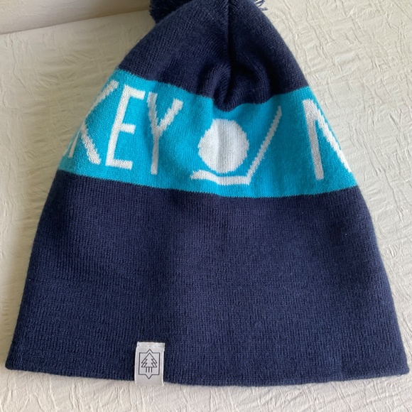 Arborist Adult Unisex Navy Blue Knit Pom Pom Acrylic Hockey Night Winter… - Picture 3 of 5